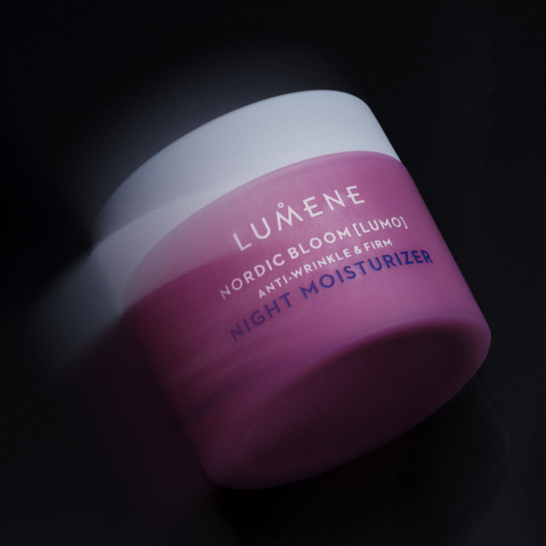 Anti-wrinkle Night Moisturizer for Smoother Skin - Lumene US